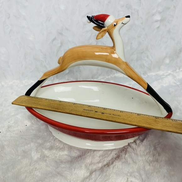 ❌SOLD❌Dept 56 Reindeer Christmas Basket Ceramic - Picture 7 of 7